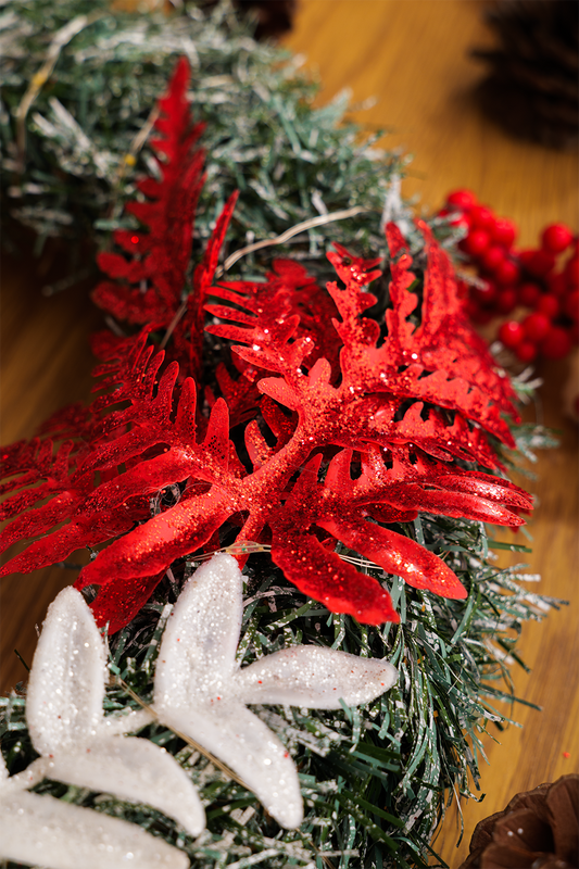 Kalėdinis vainikas "Ruby"