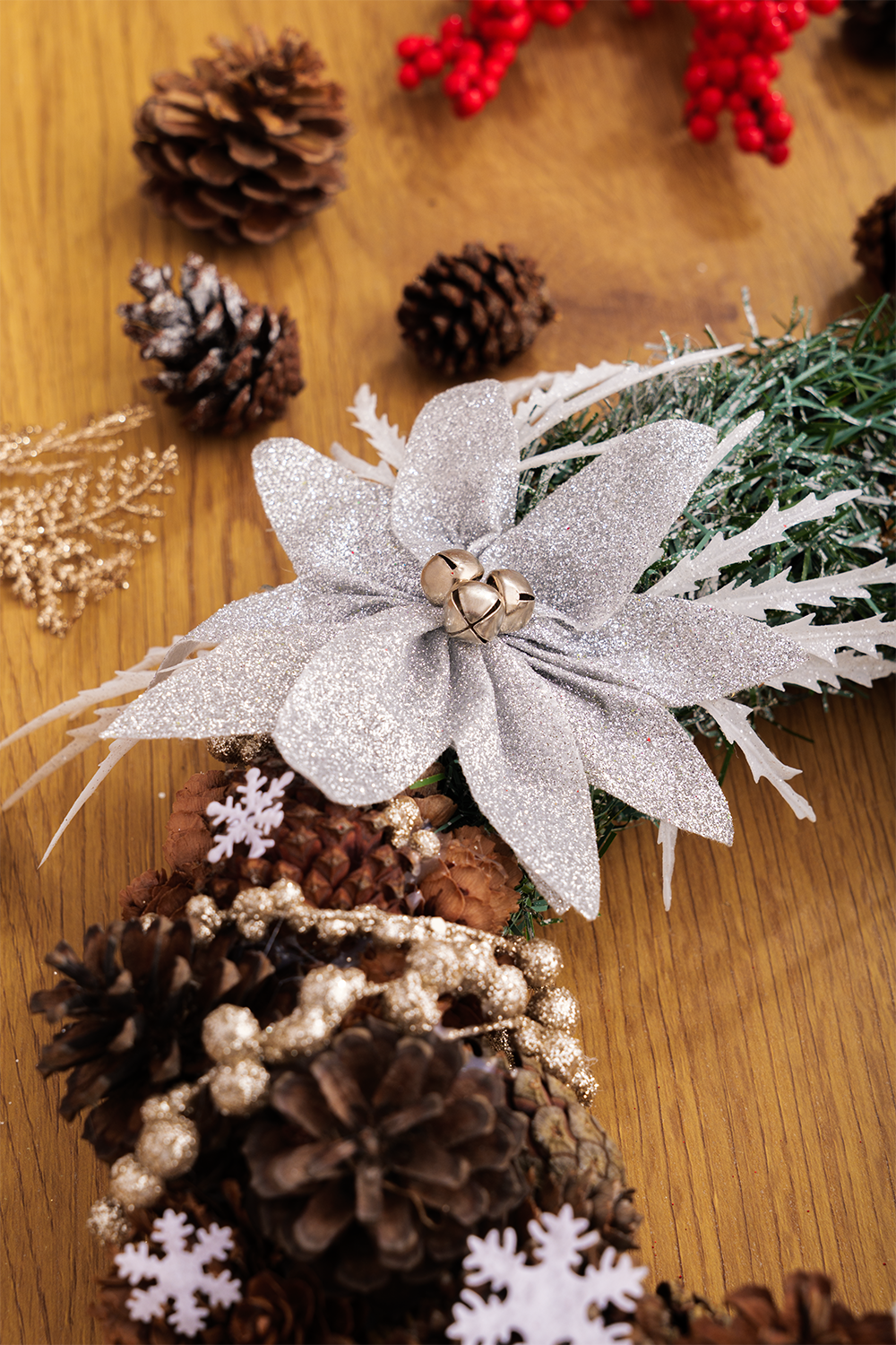 Kalėdinis vainikas "Yara"