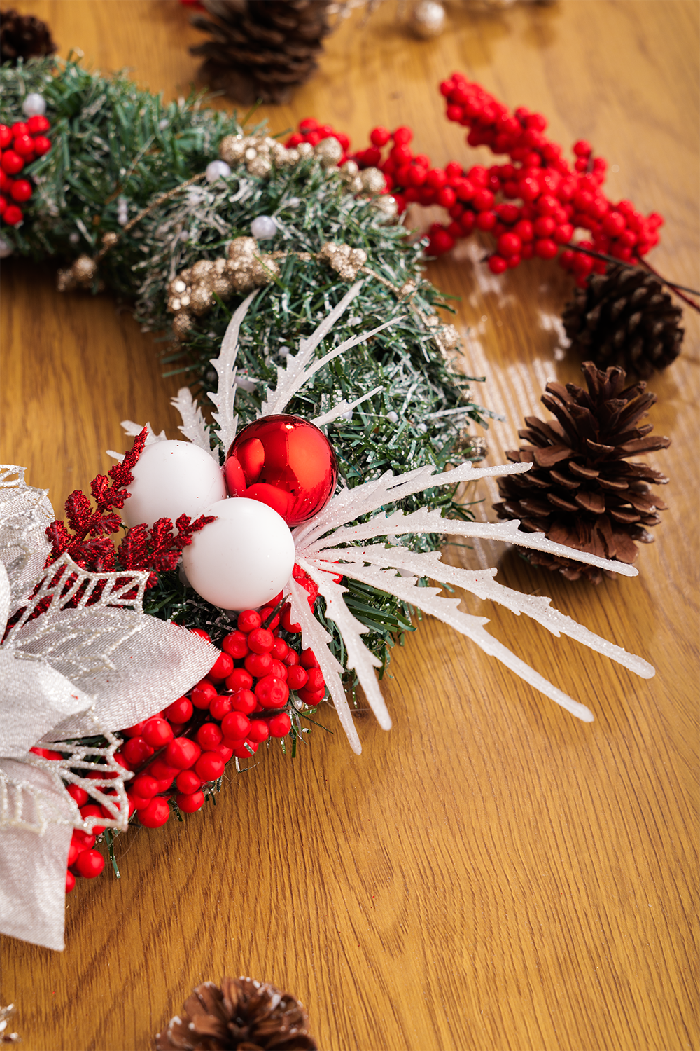 Kalėdinis vainikas "Coralie"